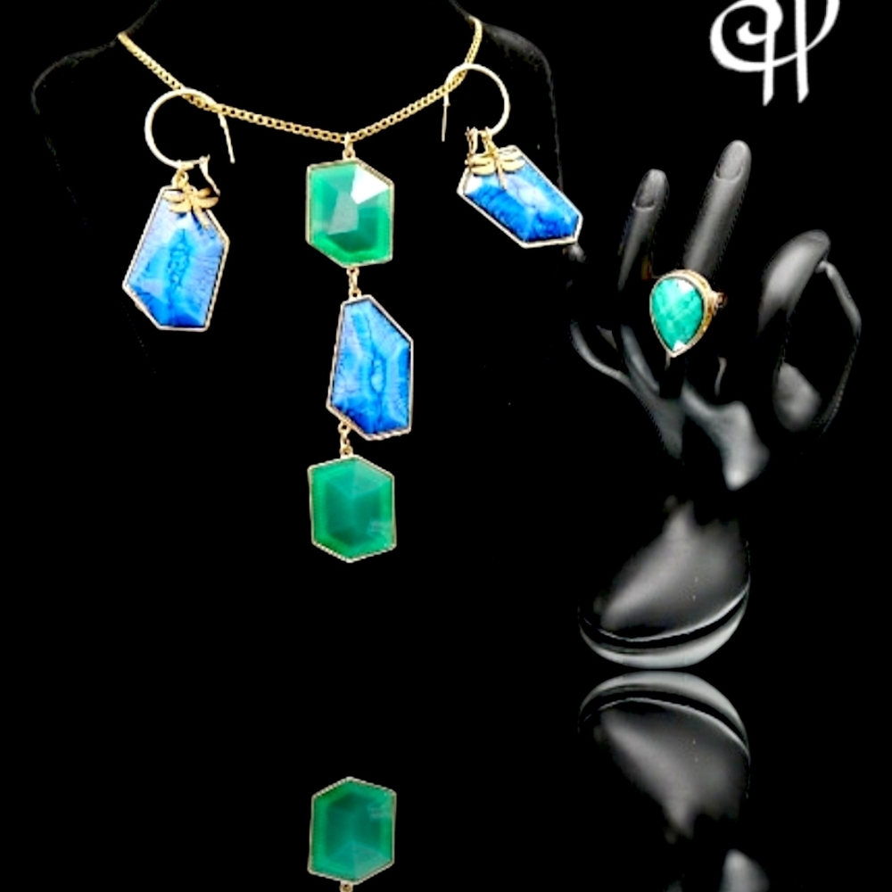 Chic Gold Color Necklace Set with Blue and Green Gemstones